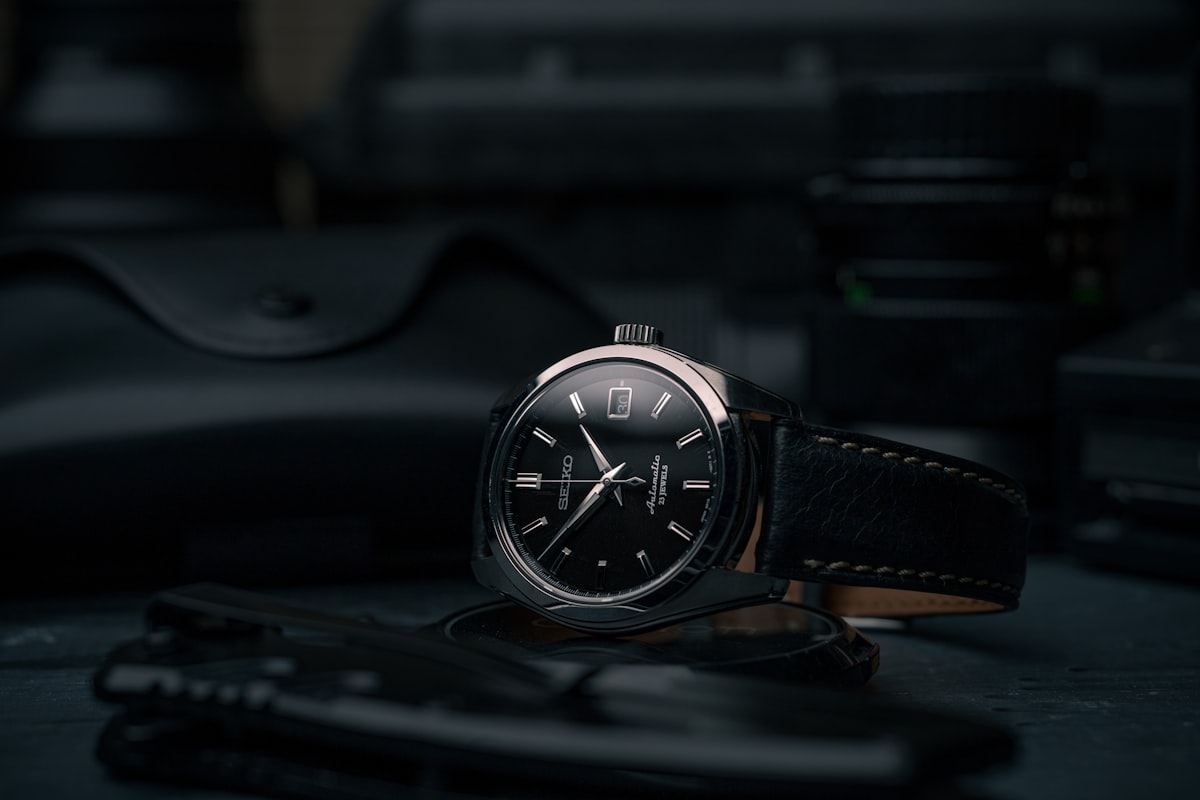 Reloj de lujo en acero